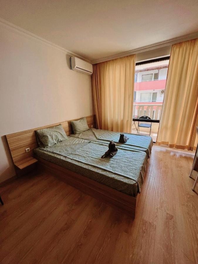 Lovely Studio Apartment On The Beach 布尔加斯 外观 照片